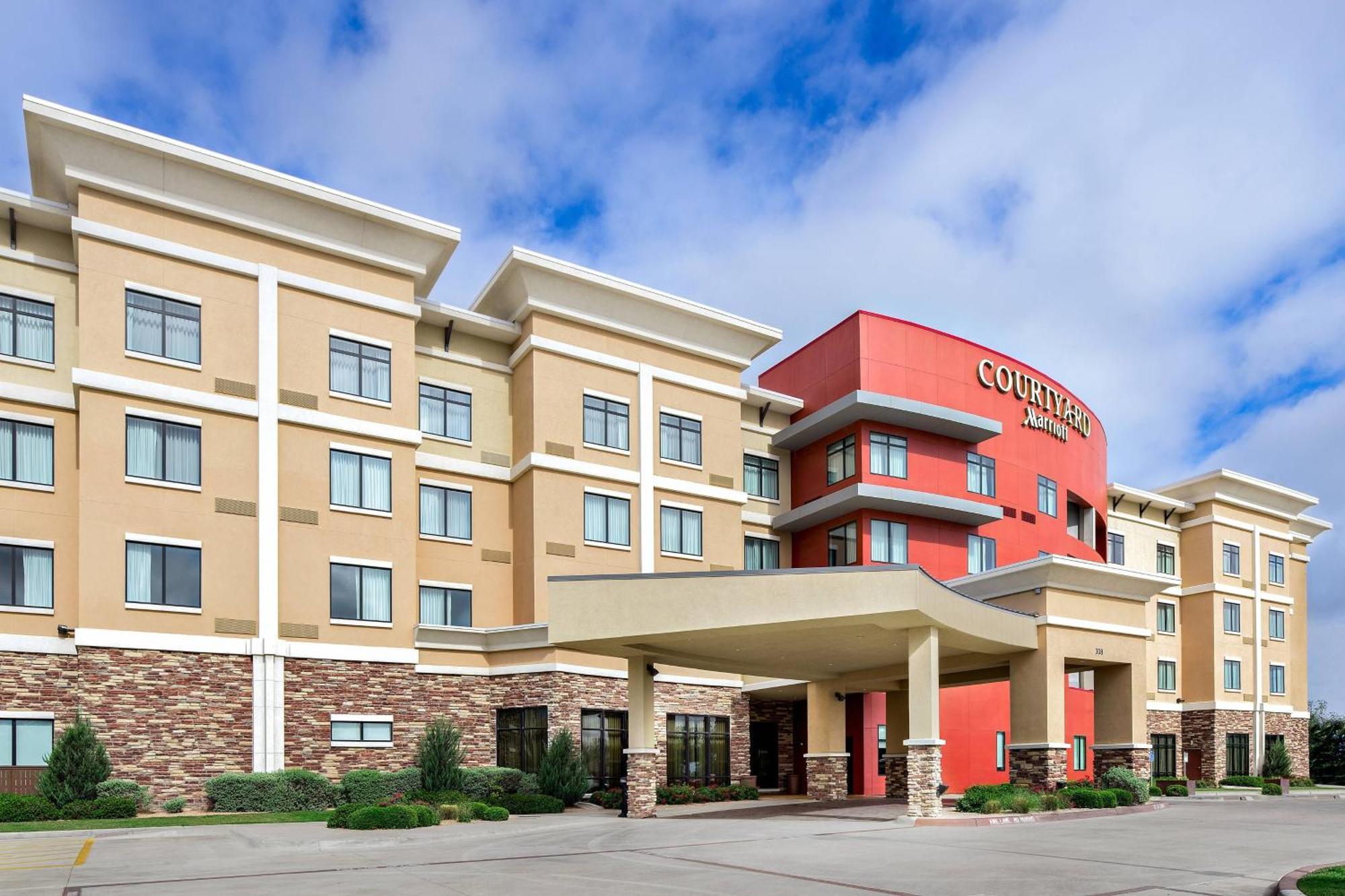 Courtyard By Marriott Lubbock Downtown/University Area מראה חיצוני תמונה