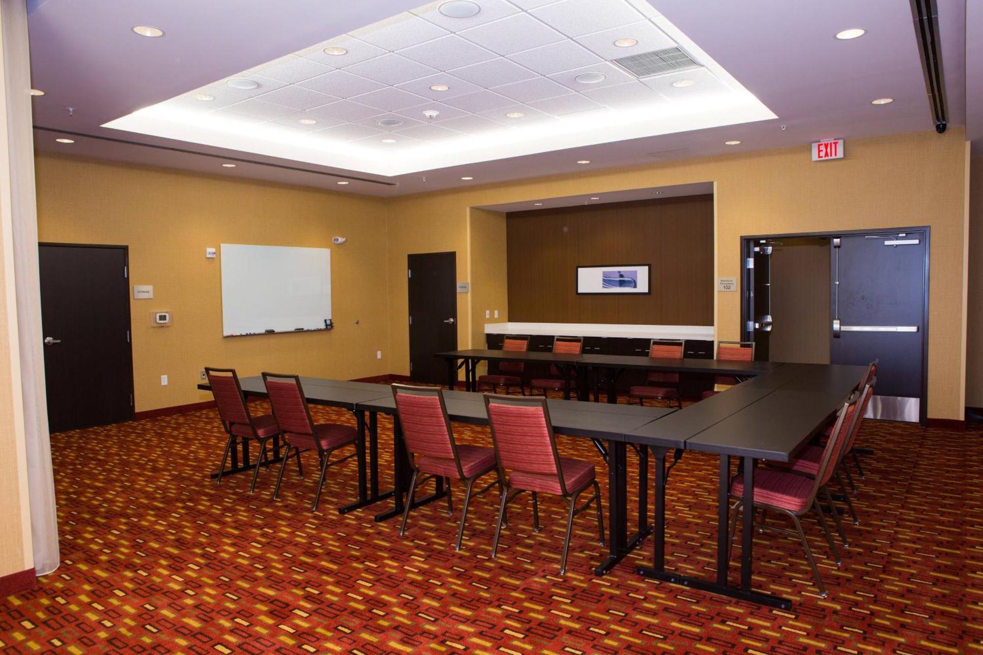 Courtyard By Marriott Lubbock Downtown/University Area מראה חיצוני תמונה